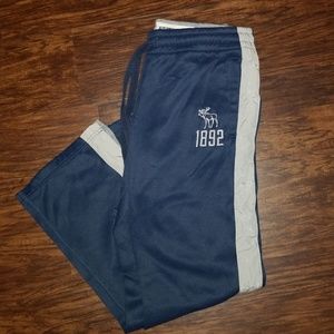 Abercrombie and Fitch athletic pants medium